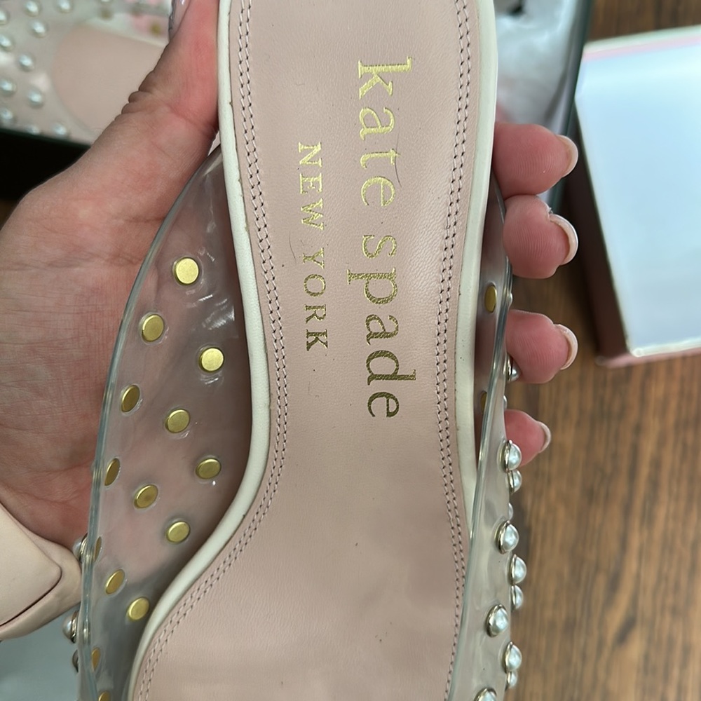 Never worn Kate spade pearl heels!